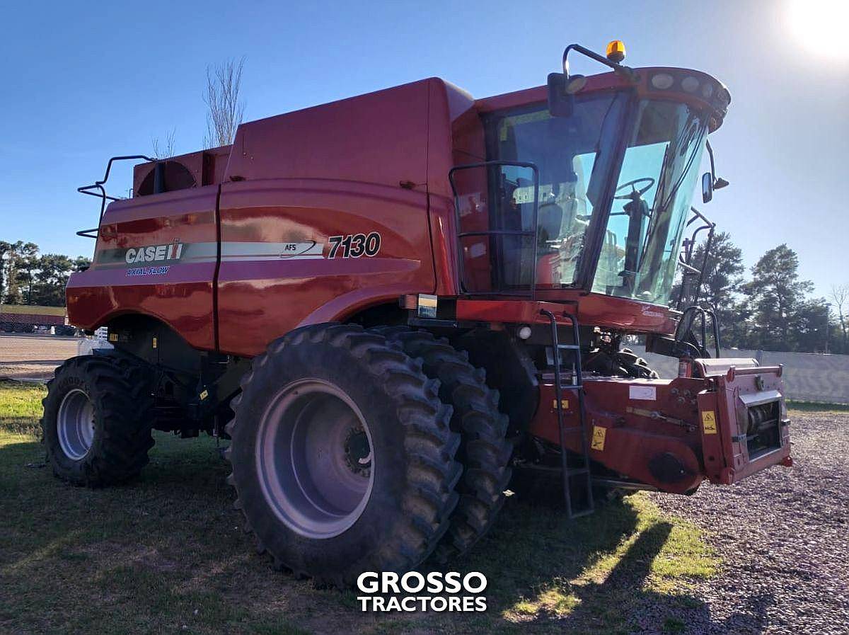 Cosechadora Case 7130, año 2016