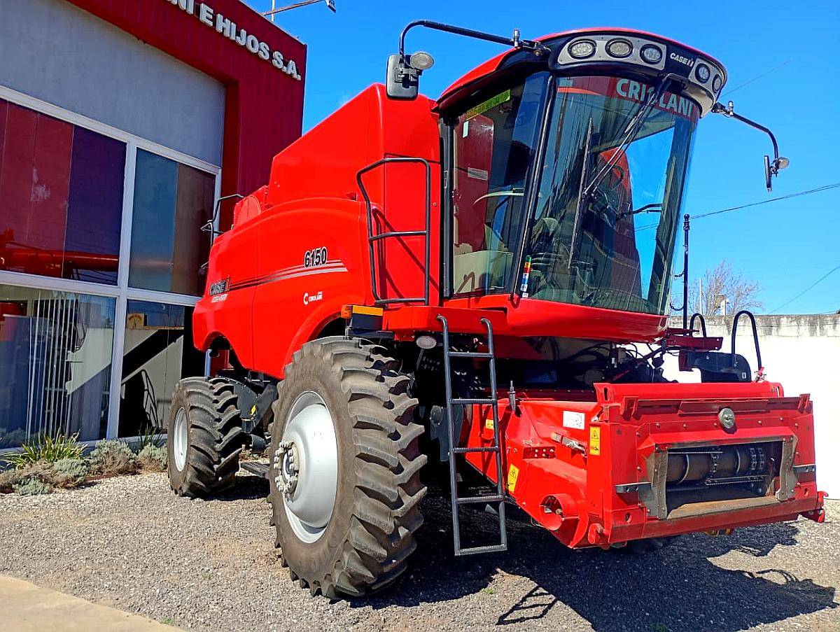 Cosechadora Case IH 6150 año 2022