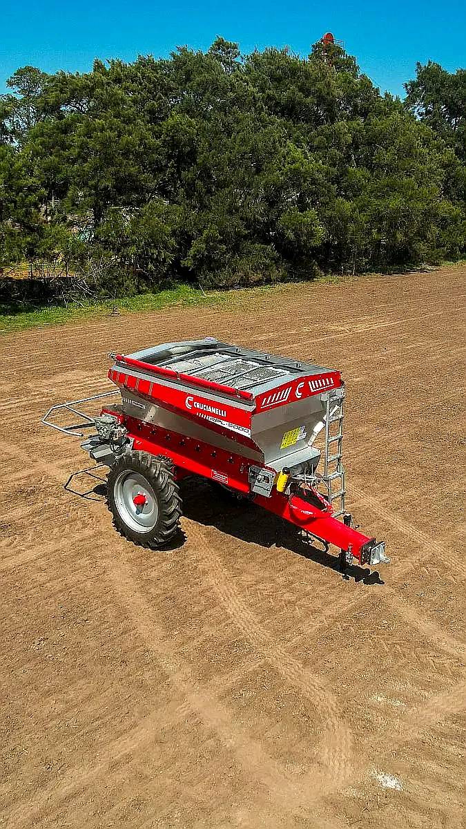 Fertilizadora de Arrastre - Crucianelli Fertec