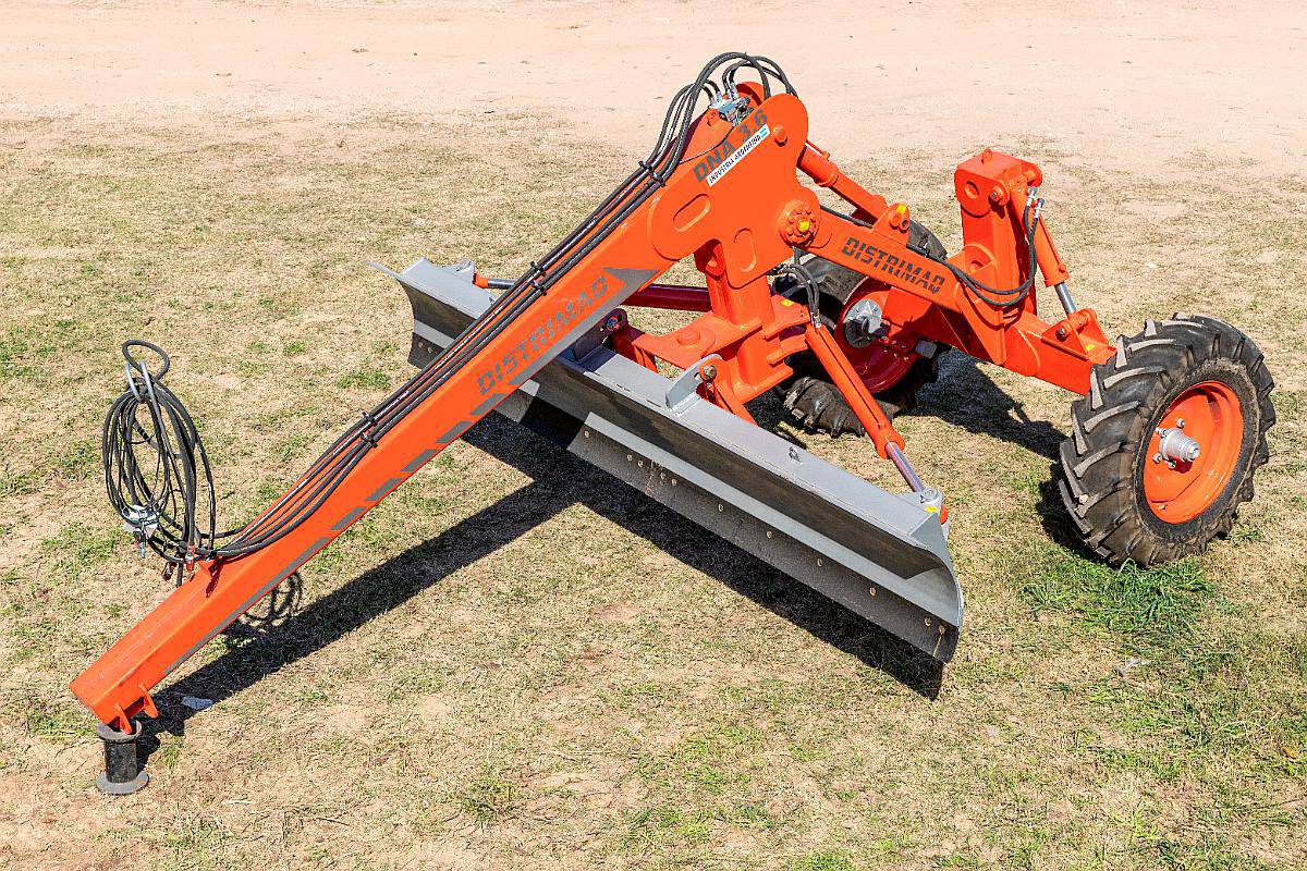 Niveladora de Arrastre Modelo D.n.a. 3.6