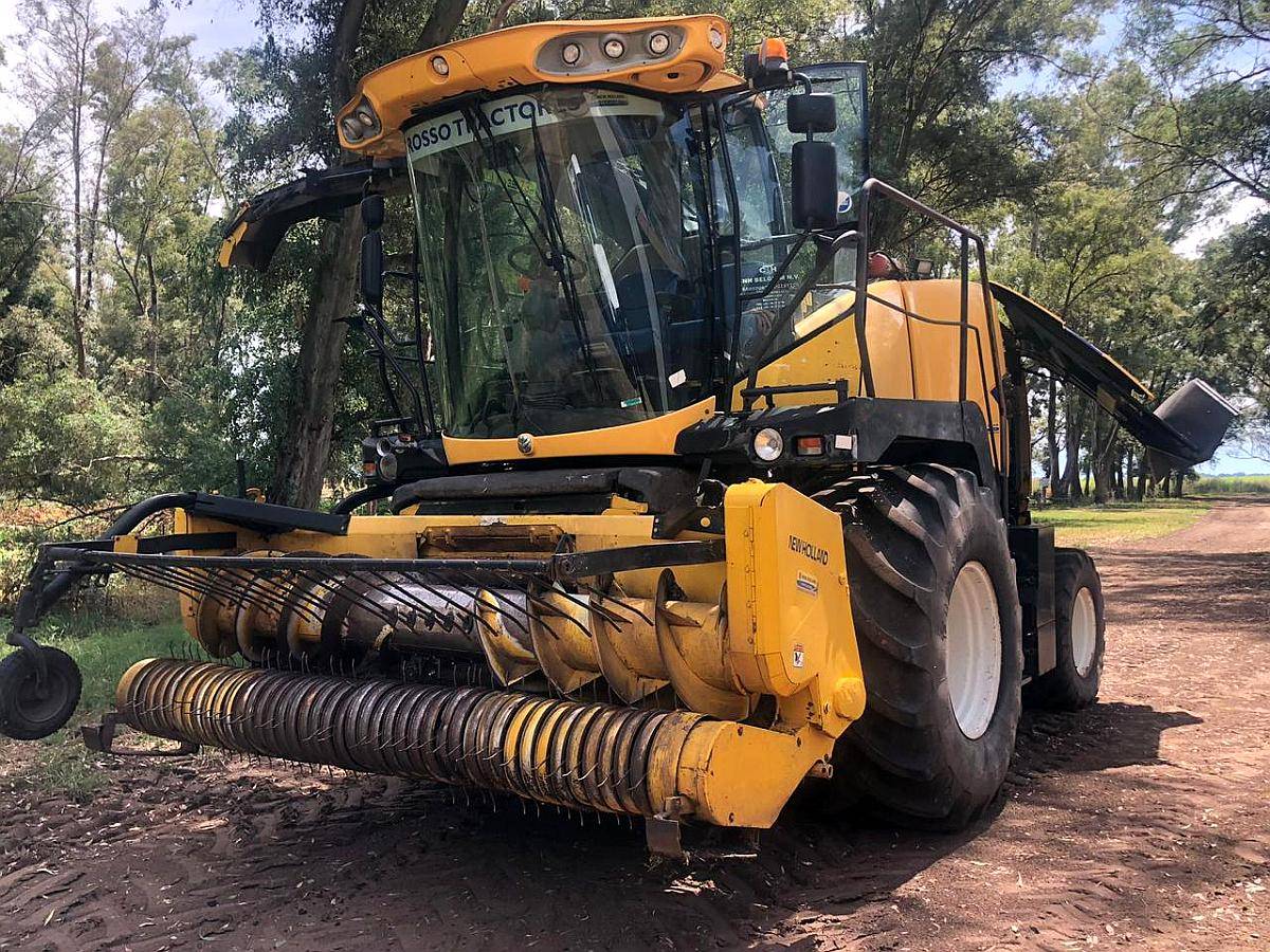 Picadora de Forrajes New Holland FR9050