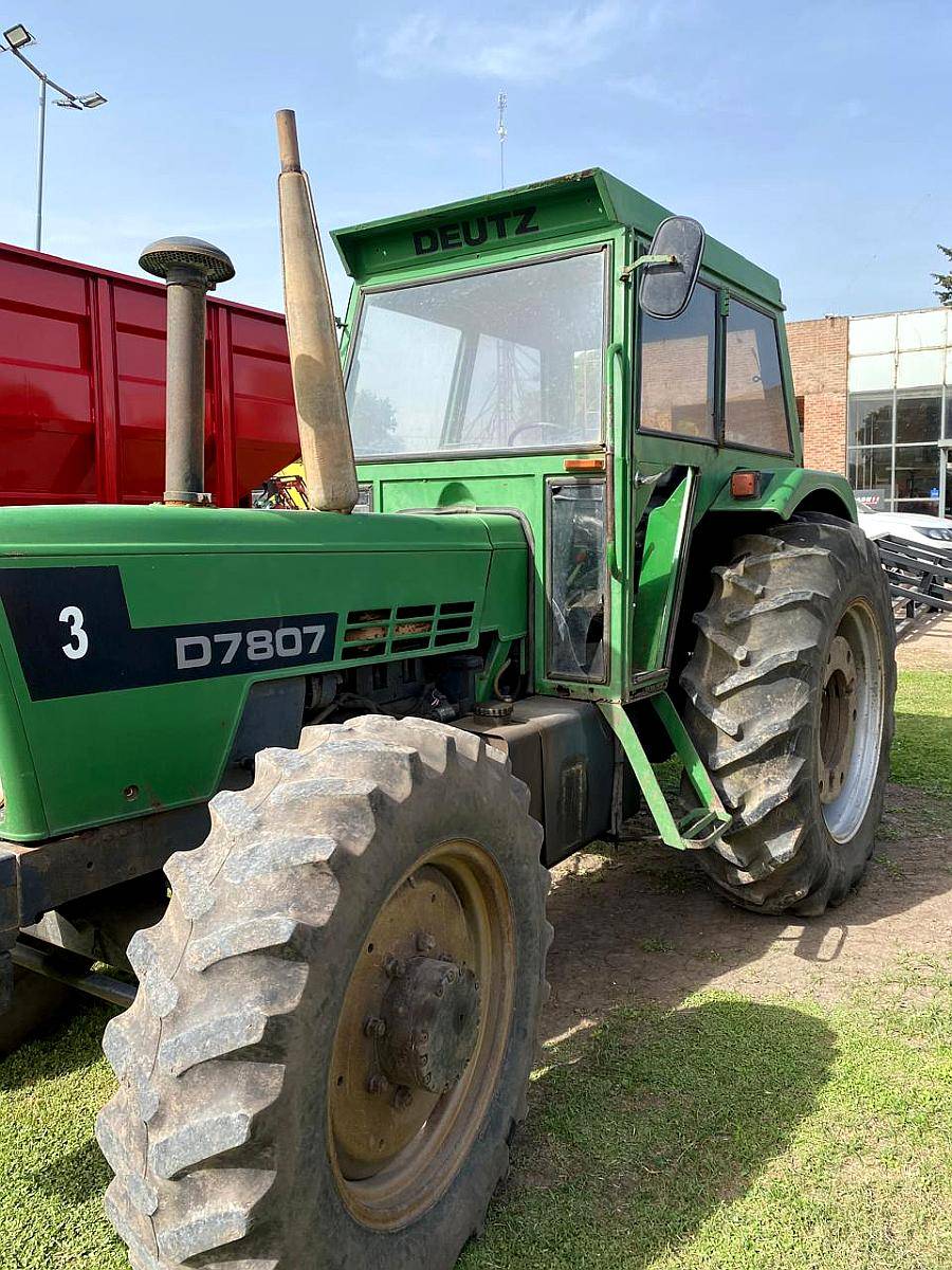 Tractor Deutz D7807 Traccion Doble con 3 Puntos