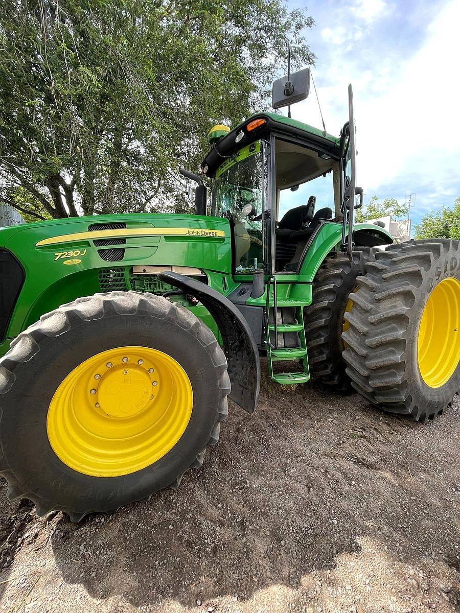 John Deere 7230j año 2017