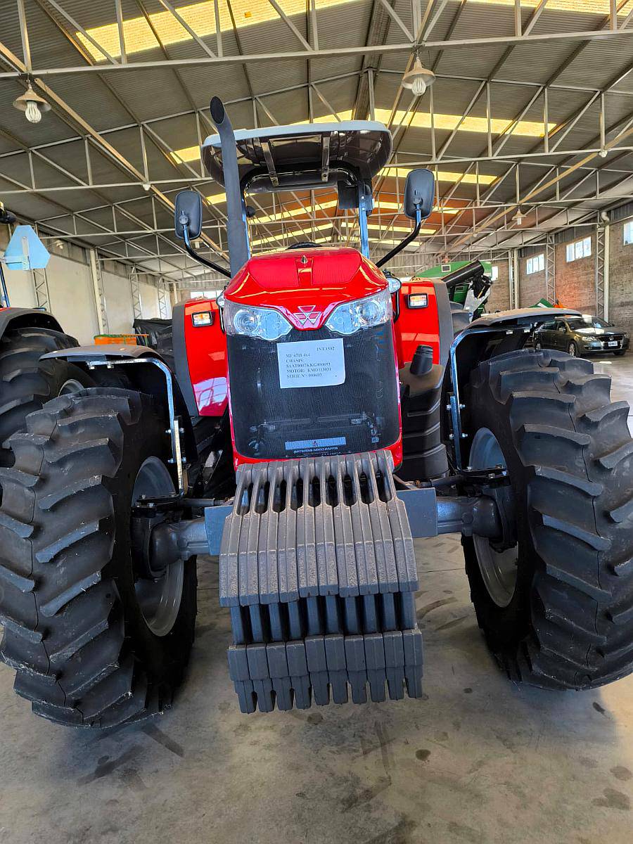 Tractor Massey Ferguson 6711 sin Cabina