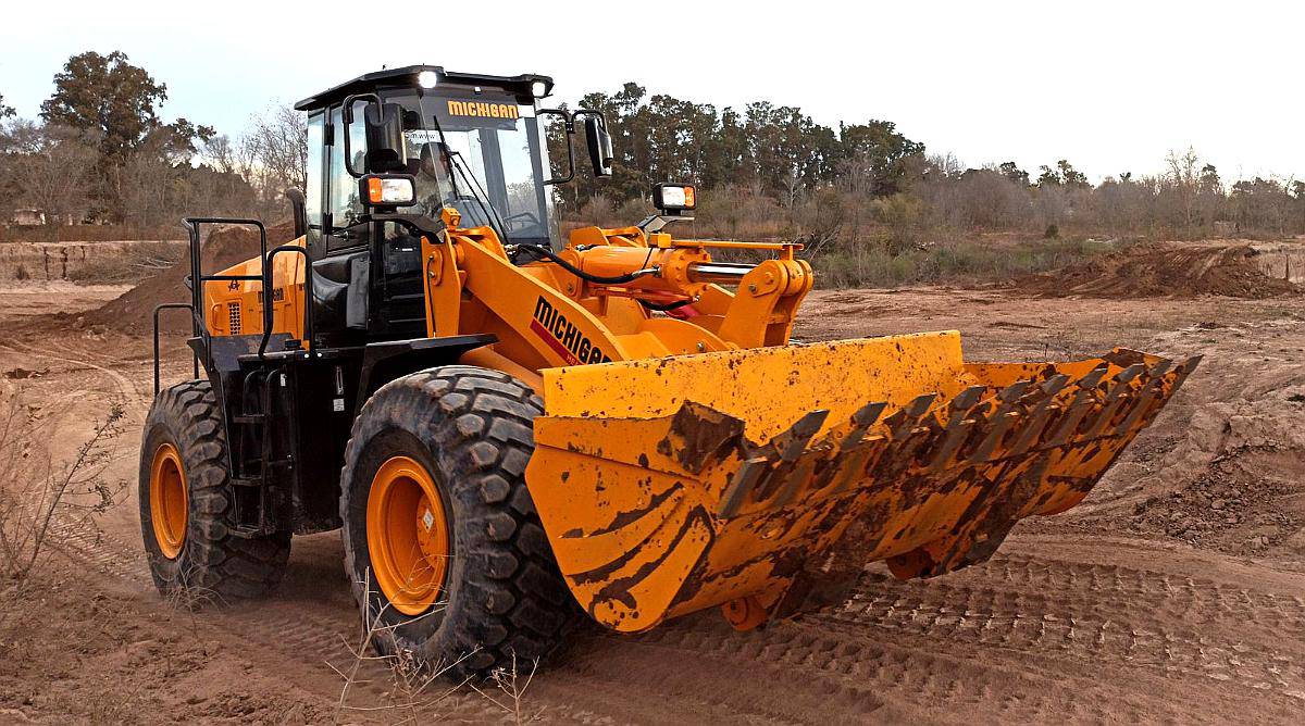 Pala Frontal Michigan M160hd 7000kg