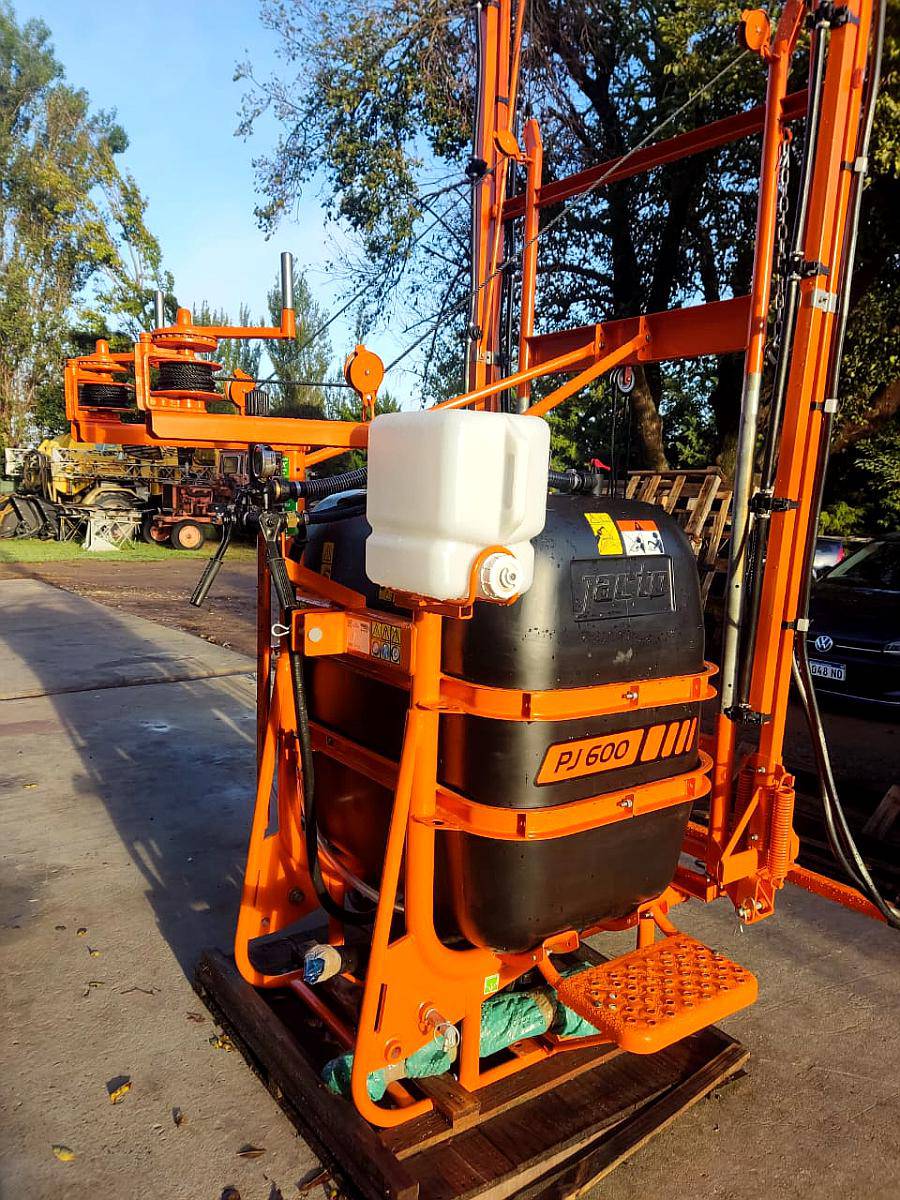 Pulverizador 3 Puntos Jacto PJ 600 Cóndor 12 Mts Tambos