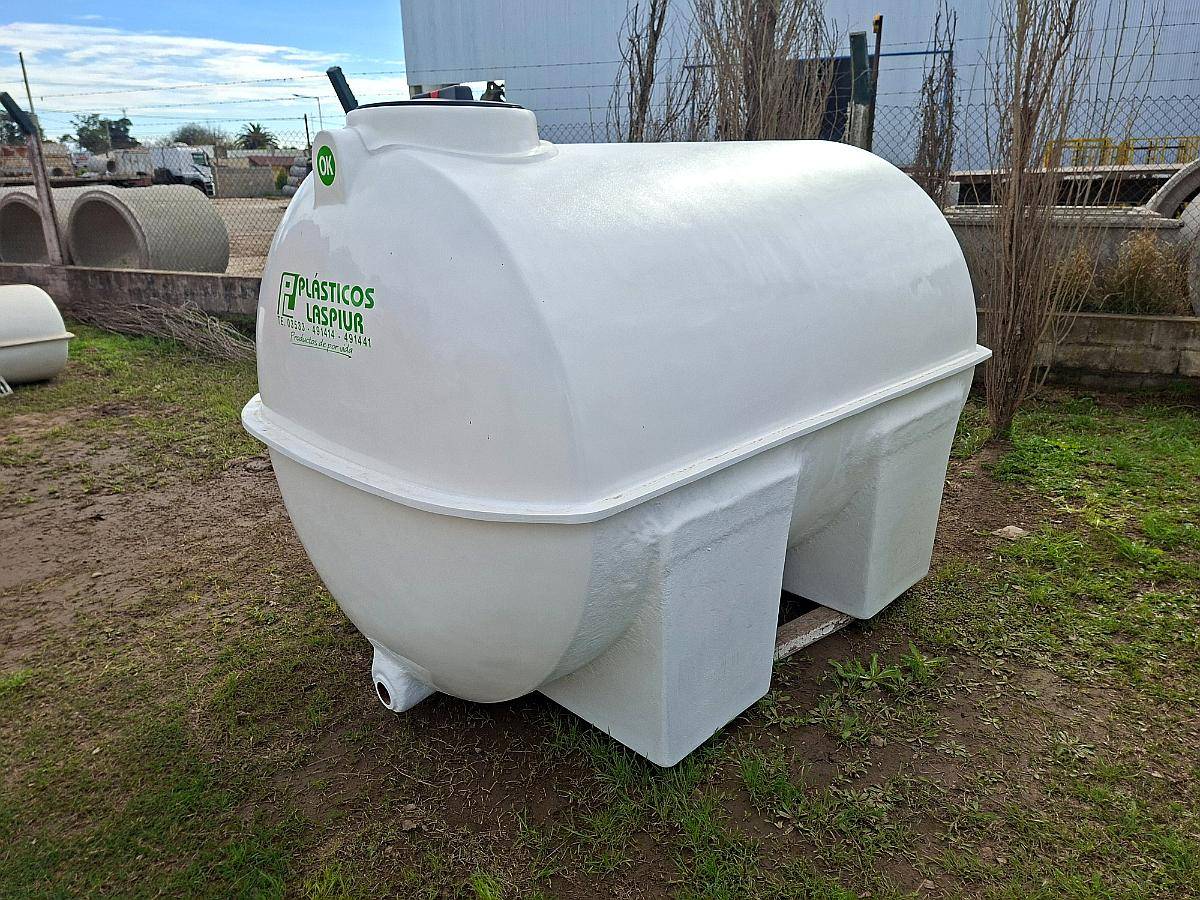 Tanques para Leche 2600/3800/5000/6000/8000 Lts.prfv.