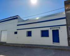 Casa en Victoria Entre Ríos. Magnífica Ubicación