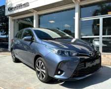 Yaris 5 Puertas 1.5 A/T Xls+ 0km MY2025 Gris Azulado