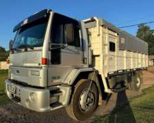 Ford Cargo 1831 C/carroceria