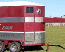 Nuevo Tráiler para Dos Caballos – Línea Premium