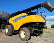Cosechadora New Holland CR6080 con Cabezal 30 Pies