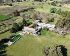11,5 Ha – Casa De Campo Con Dos Viviendas Y Pileta En El Cha