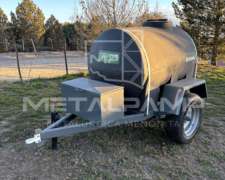 Tanques Combinados Para Combustible Y Agua.