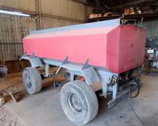 Cisterna de 3000 Litros con Bomba