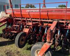 Sembradora Crucianelli Pionera 27 Lineas a 17,5