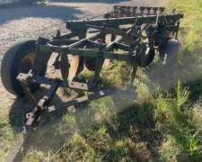 Arado de Rejas con Rolo John Deere