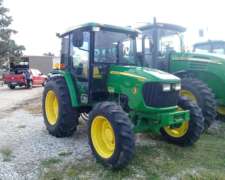 Tractor John Deere 5725 Año 2012, Cabinado, 2.500 Hs