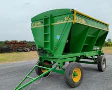 Tolva Semillera el Grillo de 14tn con Chimango