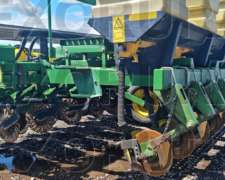 Jd 1740 18/52, 2010, Precision Planting Vset y Delta Force.