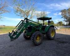 Tractor John Deere 5090 - 2015