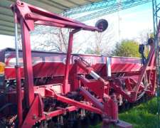 Sembradora Crucianelli Pionera .