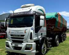 Camion Iveco Cursor 330 con Batea Hermann