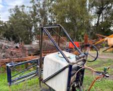 Pulverizador Barbuy de 300 Litros de 6,50 Metros de Botalon