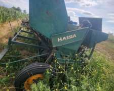 Sembradora De Papa Hassia 4 Surcos A 85 Cm