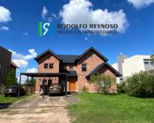 Casas De Estilo Arquitectónico Único