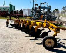 Arado Agrometal de 7 Rejas .