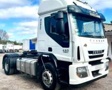 Camión Iveco Cursor 330 Año 2015 Cabina Dormitorio Original