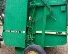 Rotoenfardadora John Deere 535