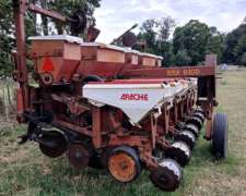 Sembradora Apache SMA 6100