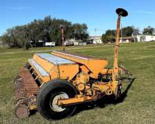 Sembradora Agrometal GX3 de 25/17,5 con Alfalfero y Fertiliz