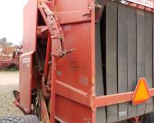 Rotoenfardadora Mainero Mod 5880 con Monitor MRE 1000
