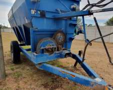7 - Mixer Horizontal 8m Impagro con Balanza. Usado