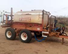 Pulverizador Usado Cacique 3000 Litros.