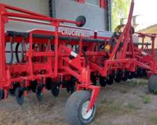 Sembradora Crucianelli Gringa V 14 a 52 Neumatica