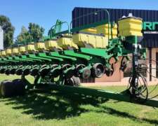Sembradora Jhon Deere 1740 Con Presicion Planting Y Variable