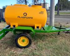 Acoplado Tanque 1500lts. Plasforte. Disponible