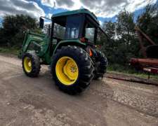 Tractor John Deere 5725