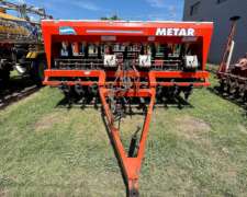 Sembradora Metar 4200 año 2015