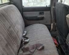 Toyota Hilux SR5 Modelo 98