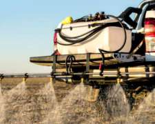 Minipulverizador Am 105 Litros Con Botalón-.