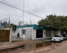 Local Comercial Con Oficinas En Adelia Maria 600m2 Cubiertos