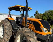 Valtra A990 con Toldo y 3 Puntos