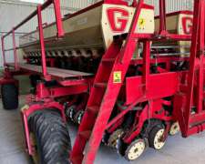 Sembradora Giorgi D10 de 28/19