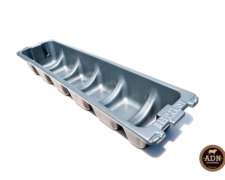 Bebedero Plástico de 250lts Lineal