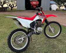 Moto Honda CRF 230f 2017